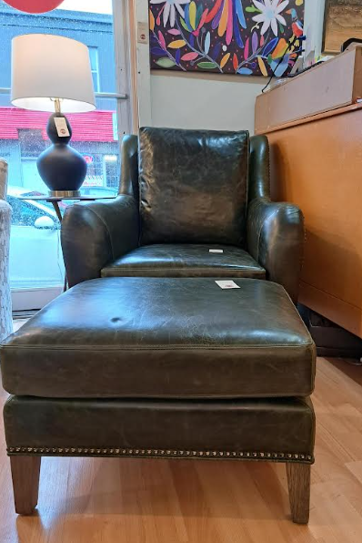 ELLIS LOUNGE CHAIR