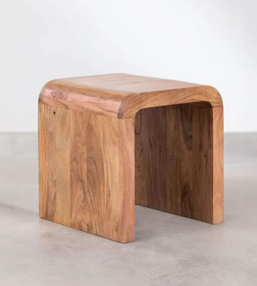 FORM CURVE SIDE TABLE