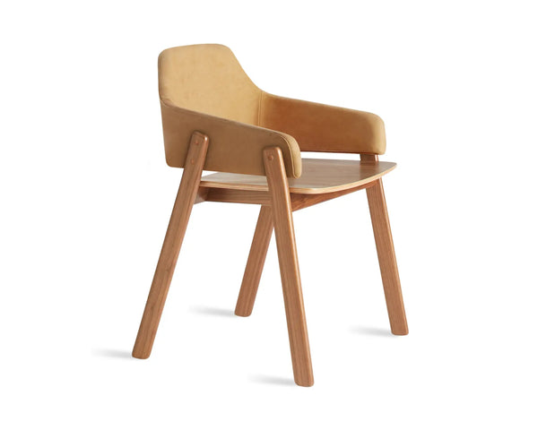 CLUTCH  DINING CHAIR