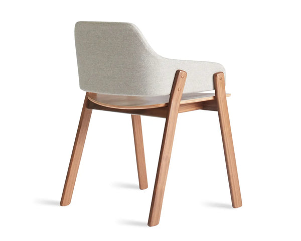 CLUTCH  DINING CHAIR